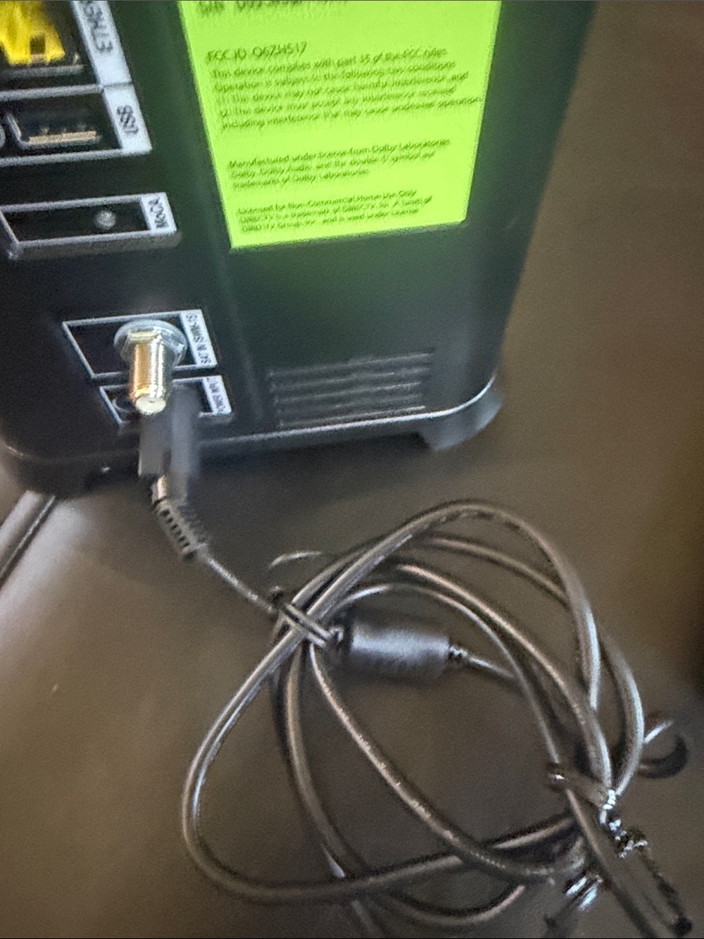 Black Wi‑Fi Gateway Router - High Performance Network Hub - Picture 5 of 9